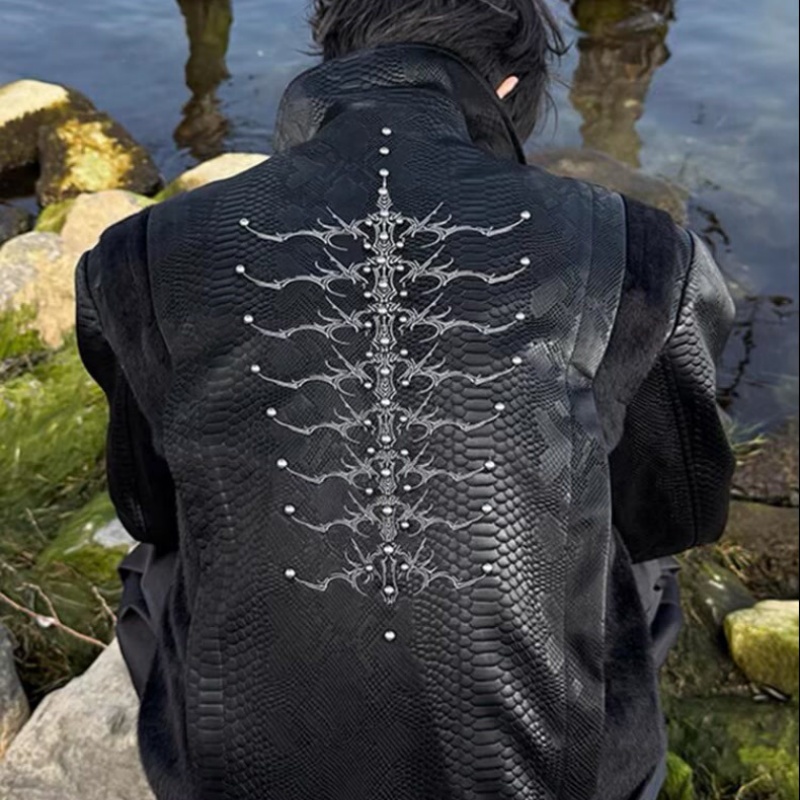 Men Black Snake Embossed Jacke - Embroidery Gothic ulasan dan harga